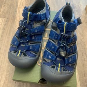 Keens Newport H2 Size 3 boys